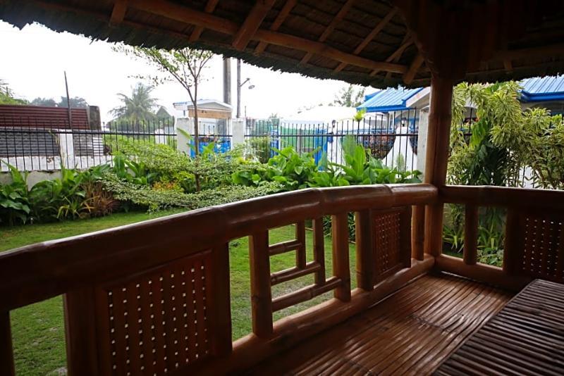 Dee Guest House Lapu-Lapu City Exterior photo