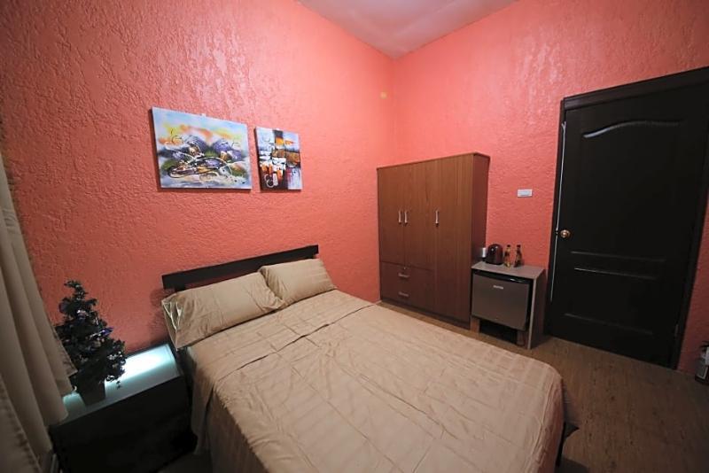 Dee Guest House Lapu-Lapu City Exterior photo